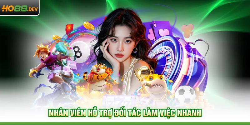 Nhân viên hỗ trợ đối tác làm việc nhanh